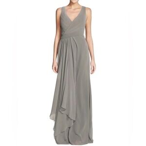 Monique Lhuillier Bridesmaids Sleeveless V-Neck Chiffon Gown Size 14